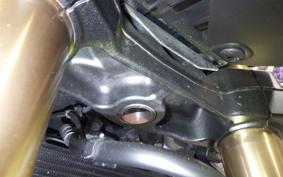 HONDA CB650R E-Clutch 2025 RH17