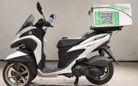 YAMAHA TRICITY 125 1996 SE82J