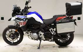 BMW F750GS