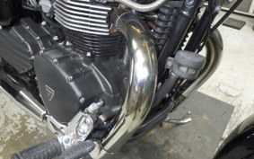 TRIUMPH SPEEDMASTER 2005