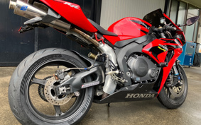 HONDA CBR1000RR 2010 SC57
