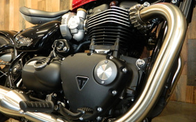 TRIUMPH  TRIUMPH  BONNEVILLE BO BAR  2024 DAD84H