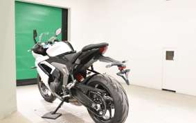 TRIUMPH DAYTONA660 2025