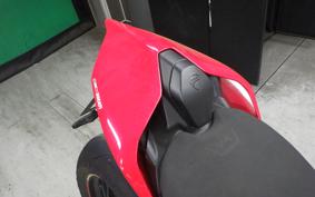 DUCATI STREETFIGHTER V4 S 2021