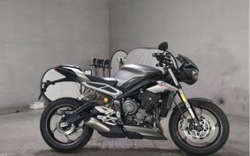 TRIUMPH STREET TRIPLE RS HDA464
