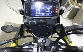 SUZUKI Vｽﾄﾛｰﾑ250A 1999