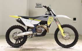HUSQVARNA FC450