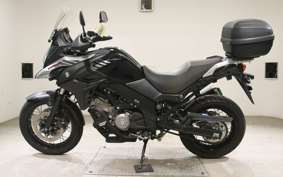 SUZUKI DL650 ( V-Strom 650 ) XTA 2017 C733A