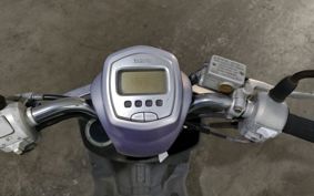 YAMAHA CUXI 100 C1DW