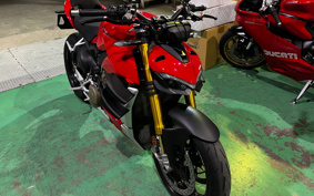 DUCATI STREET FIGHTER V4S 2021 FA00