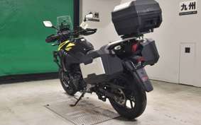 SUZUKI Vｽﾄﾛｰﾑ250A