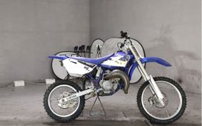 YAMAHA YZ85LW CB10C