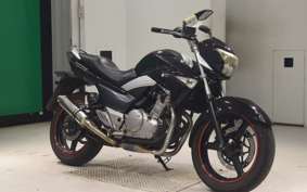 SUZUKI GSR250