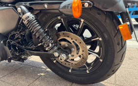 HARLEY XL883N 2017 LE2
