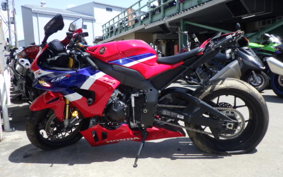 HONDA CBR1000RR RSP 2024 SC82