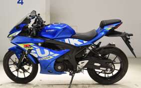 SUZUKI GSX-R150 2014