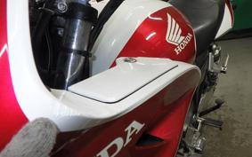 HONDA CB1300SB SUPER BOLDOR A 2005 SC54