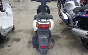 SUZUKI LET's 4 CA45A