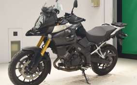 SUZUKI Vｽﾄﾛｰﾑ1000A 2014 VU51A