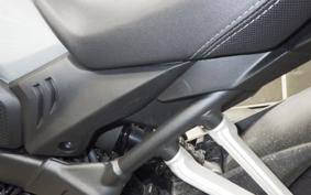 HONDA CB650R E-Clutch 2024 RH17
