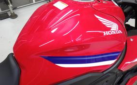 HONDA CBR650R E-Clutch 2025 RH17