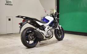 SUZUKI ｸﾞﾗﾃﾞｨｳｽ400 2010 VK58A