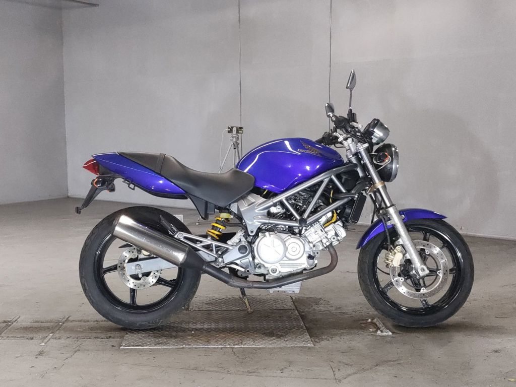 Фото Honda VTR 250 2006 с японского аукциона