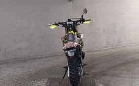SUZUKI RM125 RF16A