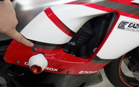 YAMAHA YZF-R1 2001