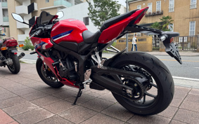 HONDA CBR650R E-Clutch 2024 RH17