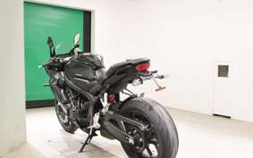 HONDA CB650R 2024 RH03