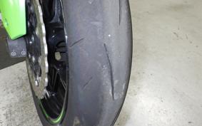 KAWASAKI ZX 10 NINJA R 2010