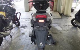 YAMAHA TRICITY 125 1990 SE82J