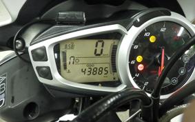 TRIUMPH STREET TRIPLE R 2019