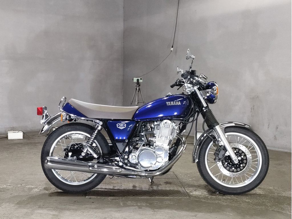 Фото Yamaha SR400 2021 с японского аукциона
