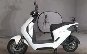 HONDA EM1 e: EF16