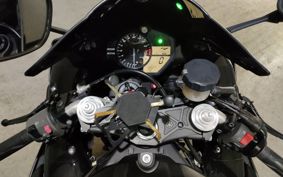YAMAHA YZF-R1 2009 RN24J