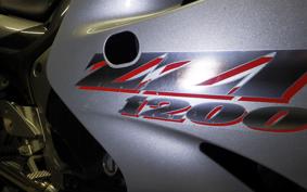 KAWASAKI ZZ1200 NINJA R 2002 ZXT20C
