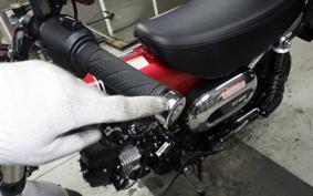 HONDA DAX 125 2013 JB04