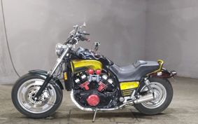 YAMAHA VMAX 2WEE