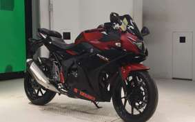 SUZUKI GSX250R