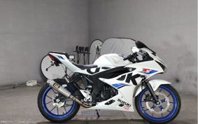 SUZUKI GSX-R125 DL33B