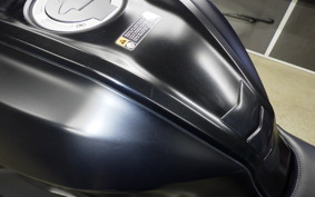 YAMAHA YZF-R15M