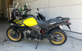 SUZUKI DL1000 ( V-Strom 1000 ) 2020 VU51A