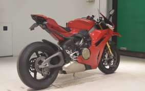 DUCATI PANIGALE V4 S 2025