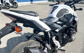 SUZUKI GSR750 2015 C5112