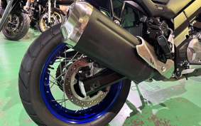 SUZUKI DL650 ( V-Strom 650 ) 2022 C733M