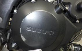 SUZUKI Vｽﾄﾛｰﾑ1000A 2014 VU51A