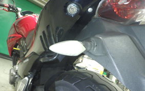 SUZUKI GSR250