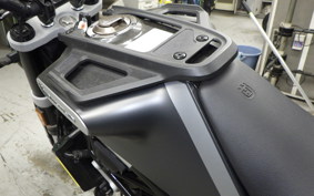 HUSQVARNA SVARTPILEN 250